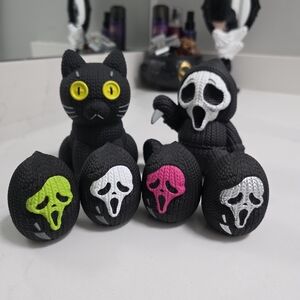 Handmade by robots knit vinyl figures lot of 6